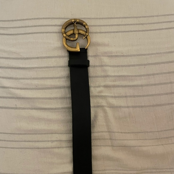 Gucci belt literally worn twice. - Picture 4 of 5